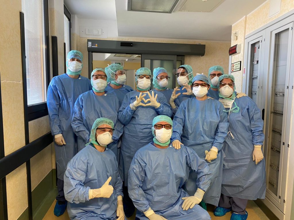 I NOSTRI STUDENTI DEI CORSI SERALI IMPEGNATI NEGLI OSPEDALI