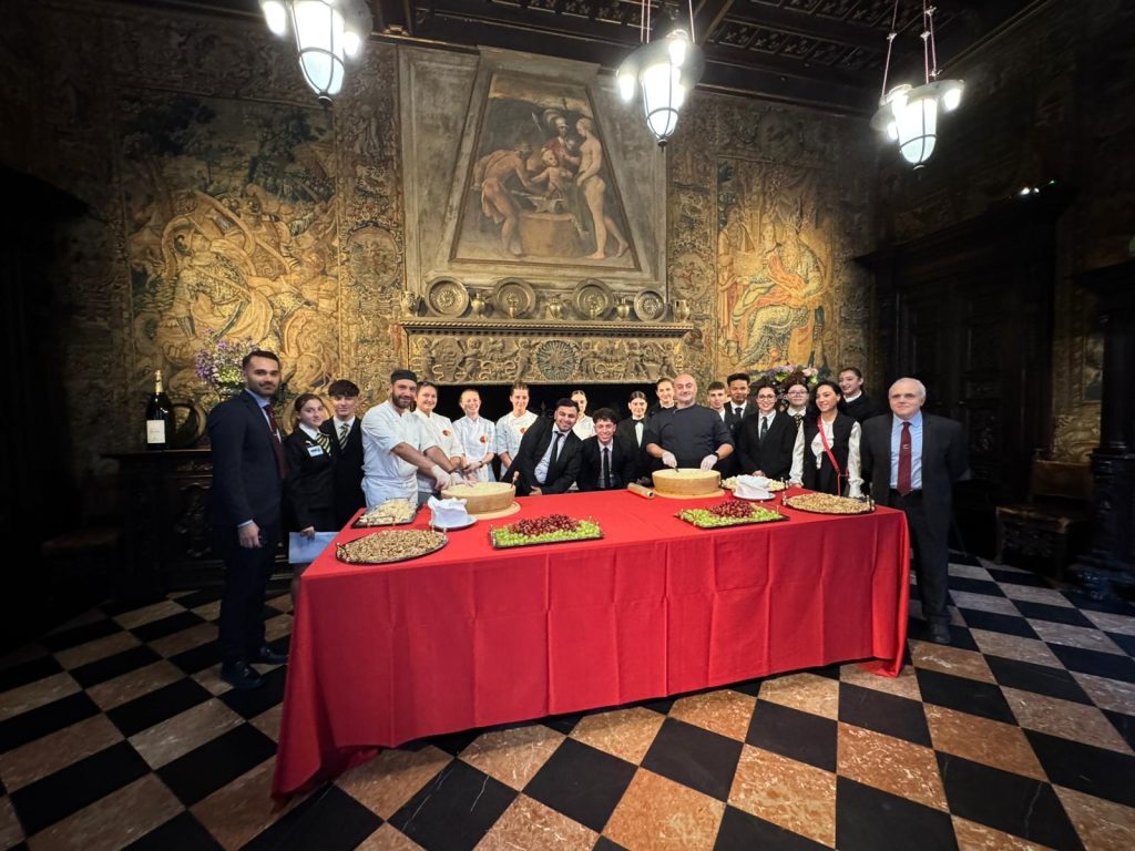 Congratulazioni da parte della Libreria Bocca